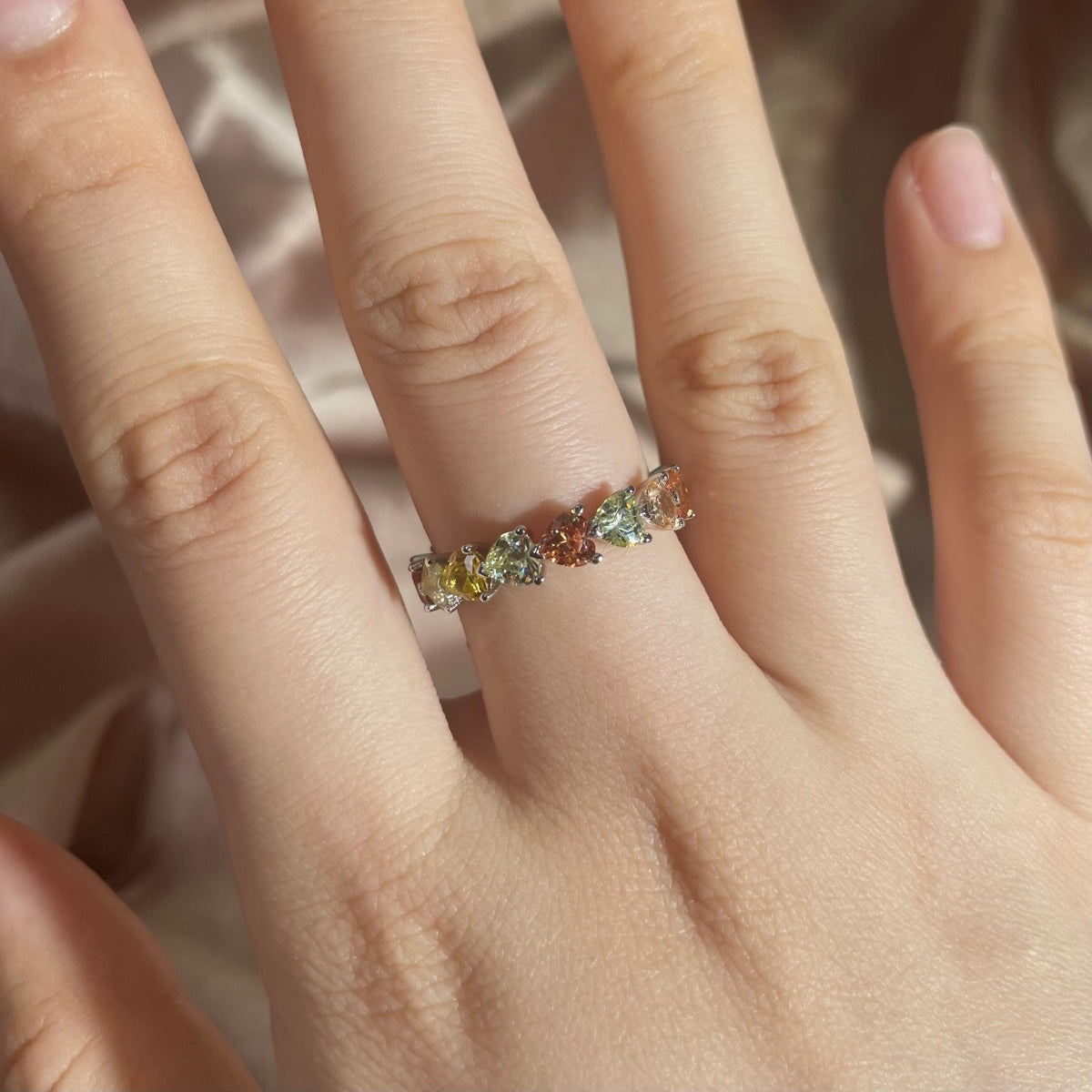 [Love's Uplift]0.25 Carat Radiant Romance Heart Cut Lover Ring