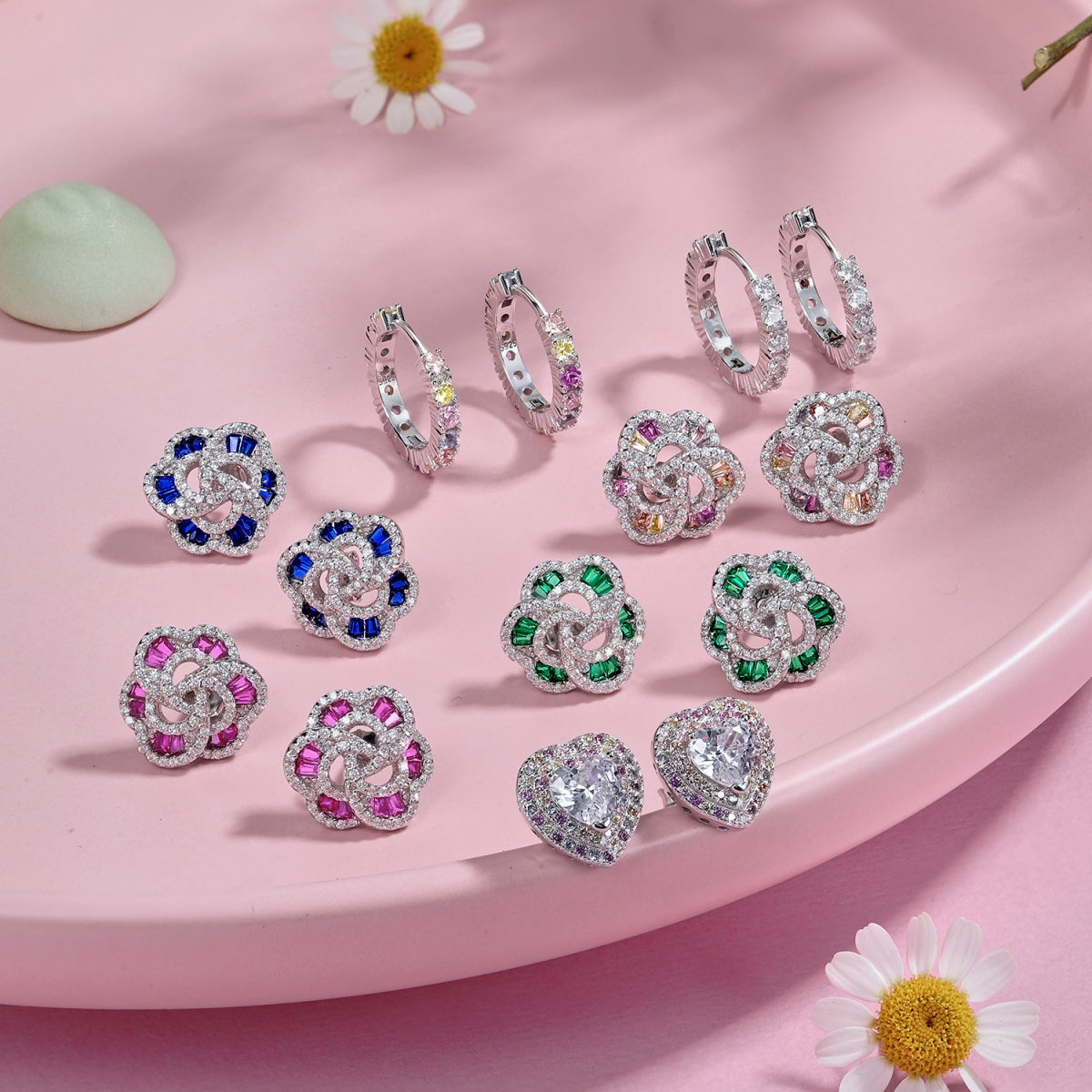 [Love's Uplift]Dazzling Heart Shape Lover Earrings