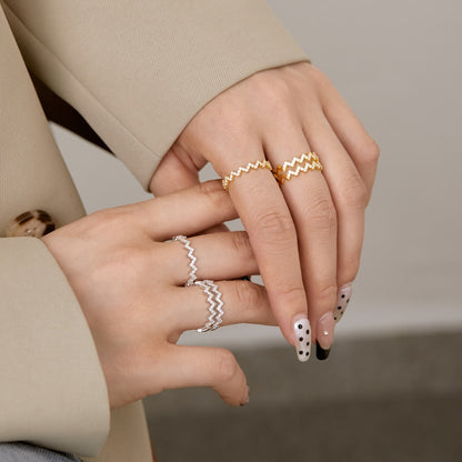[Love's Uplift]Delicate Enchanting Wave Shape Daily Ring