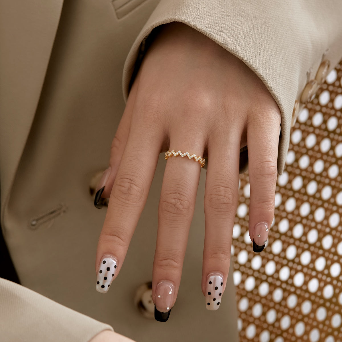[Love's Uplift]Delicate Enchanting Wave Shape Daily Ring