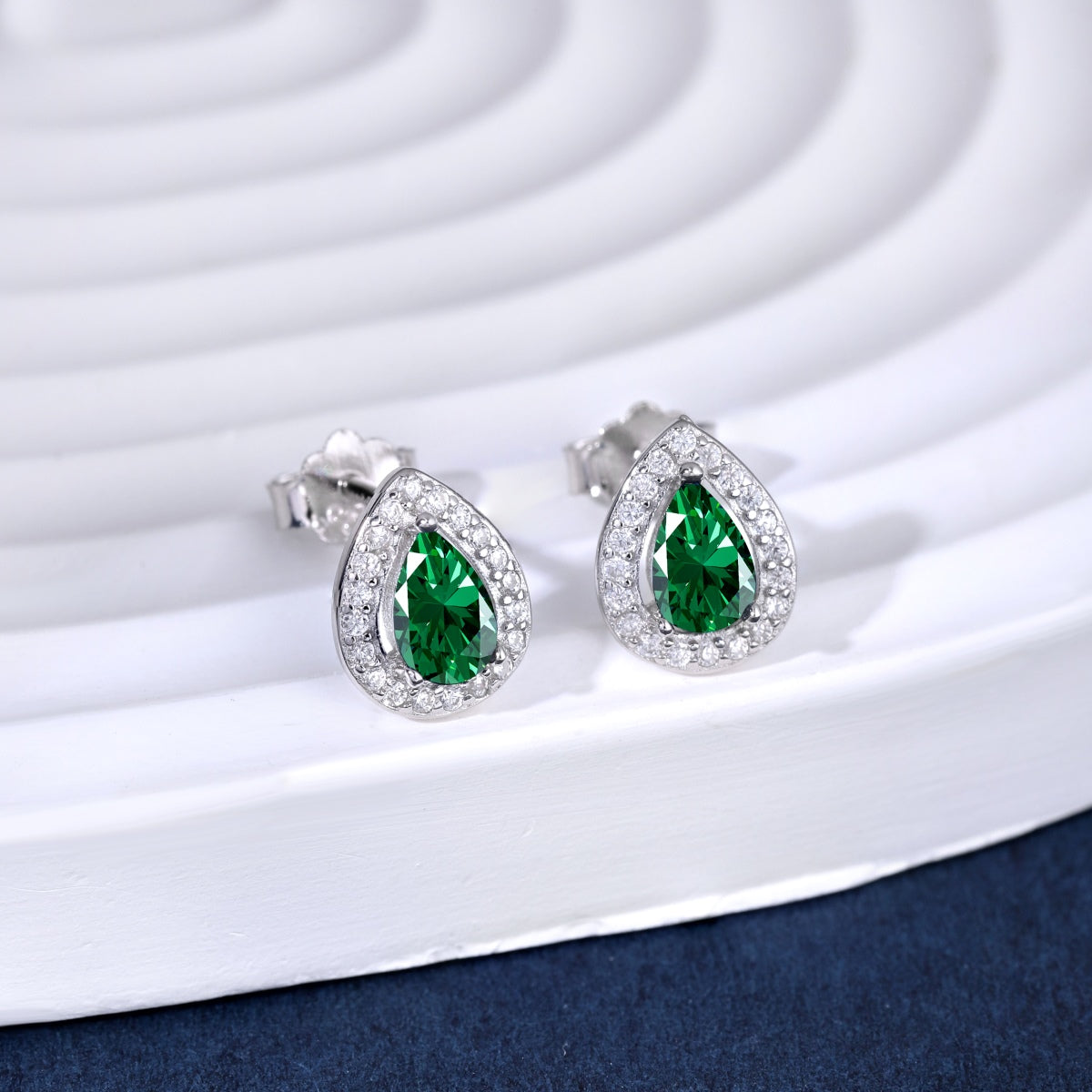 [Love's Uplift]Luxurious Water Drop Shape Earrings