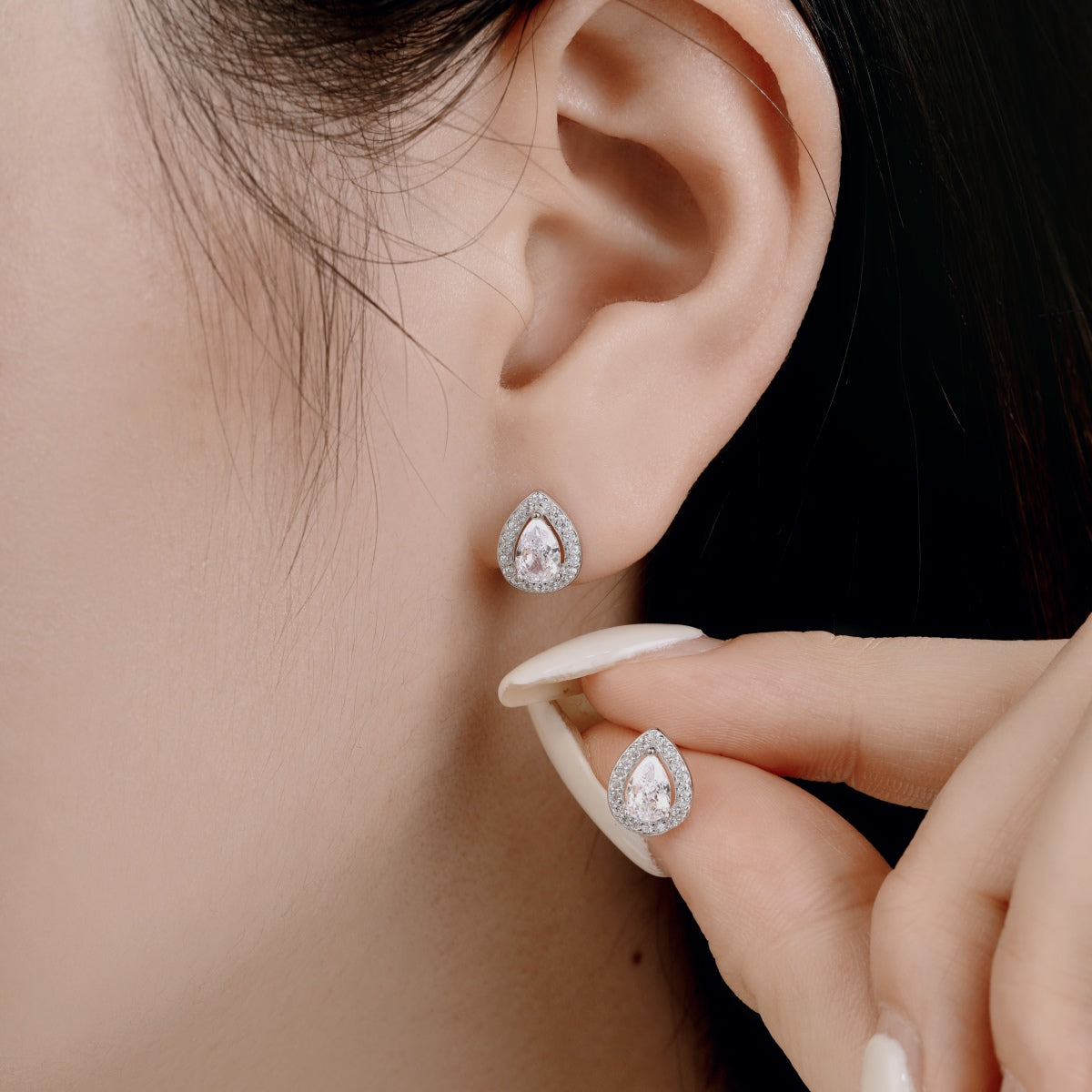 [Love's Uplift]Luxurious Water Drop Shape Earrings