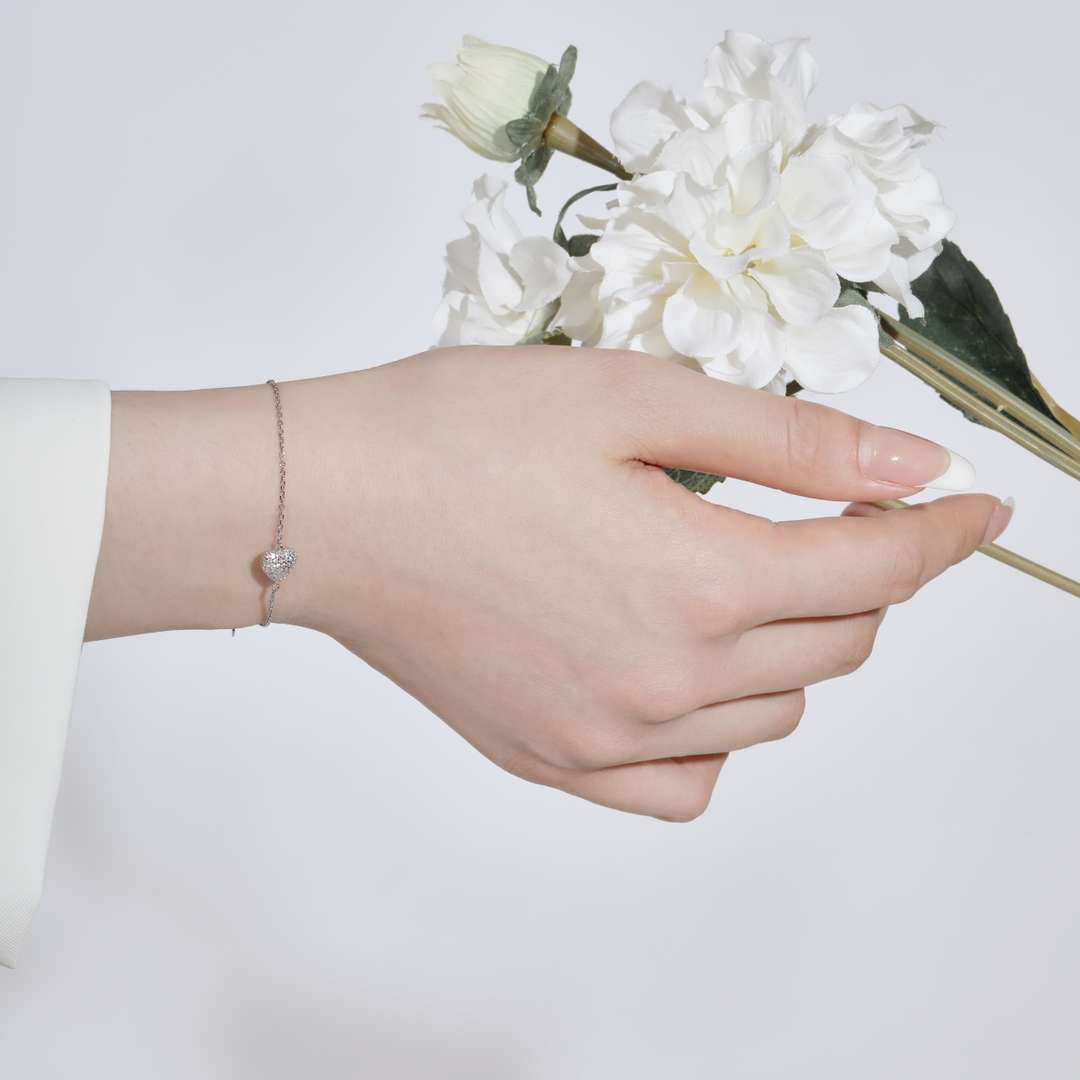 [Love's Uplift]Heart-Shaped Gentle and Versatile Bracelet