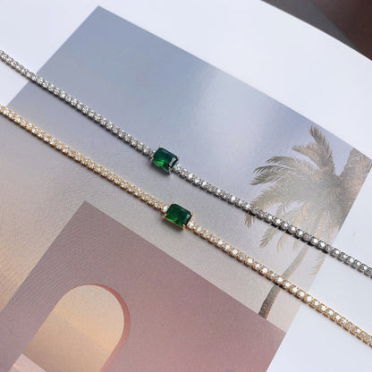[Love's Uplift]1.0 Carat Unique Emerald Cut Banquet Bracelet