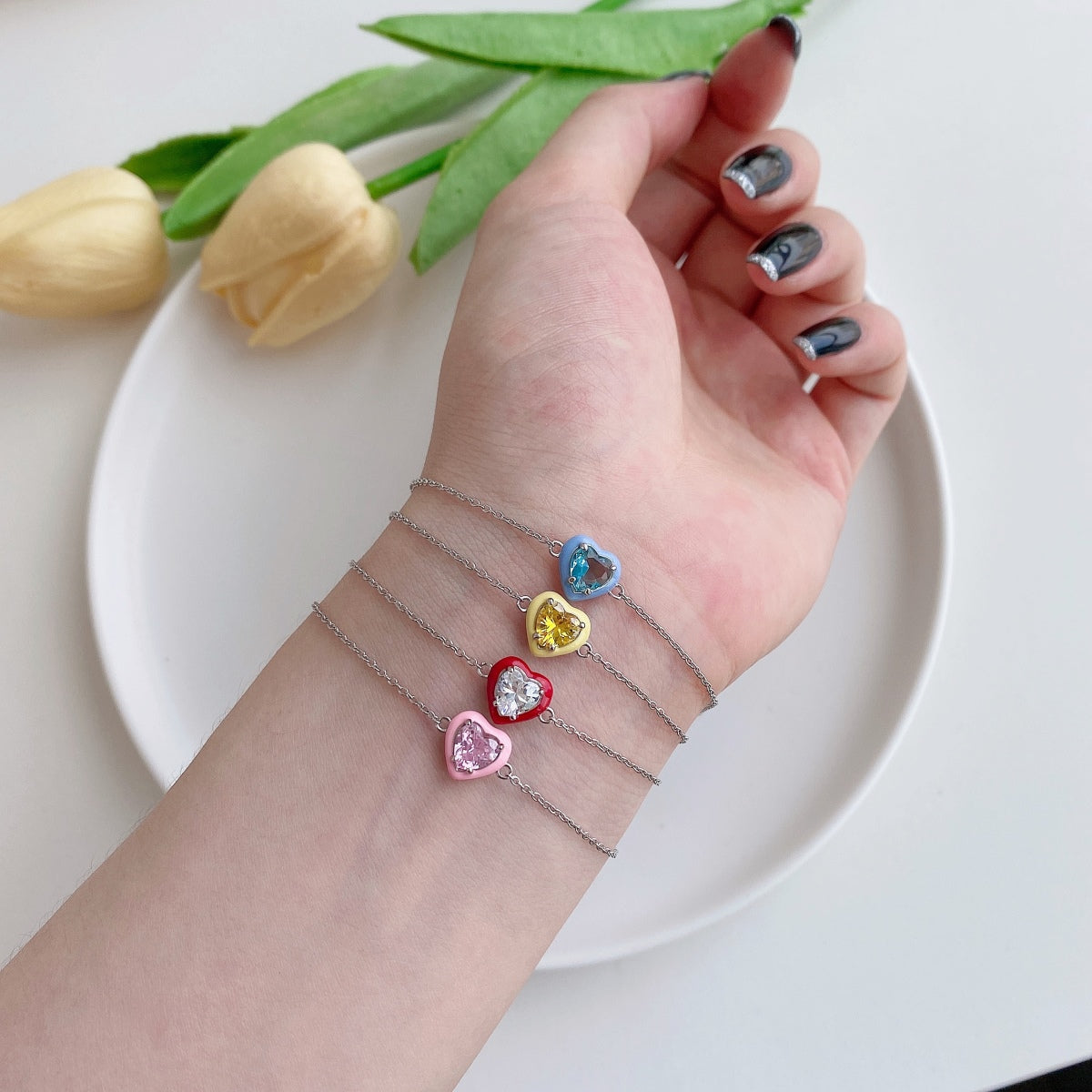 [Love's Uplift]Sparkling Romantic Heart Shape Lover Bracelet