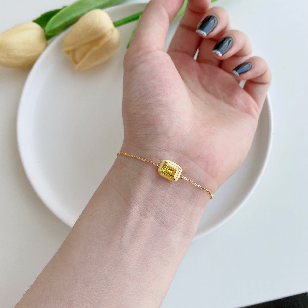 [Love's Uplift]2.0 Carat Sparkling Colorful Emerald Cut Daily Bracelet