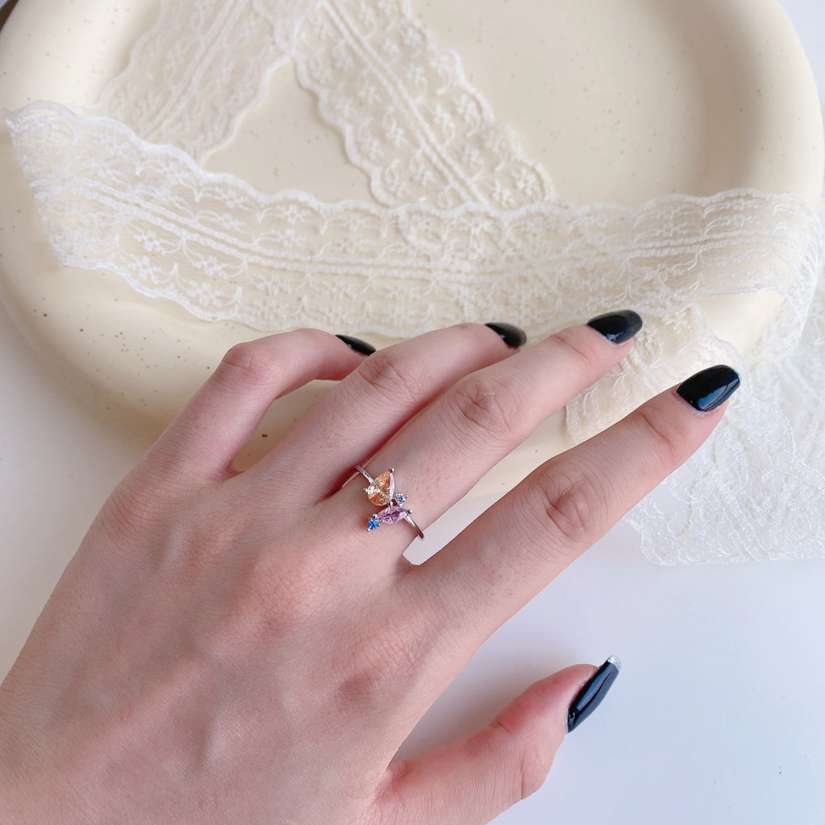 [Love's Uplift]Radiant Colorful Multi Cut Daily Ring