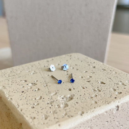 [Love's Uplift]Delicate Solitaire Earrings