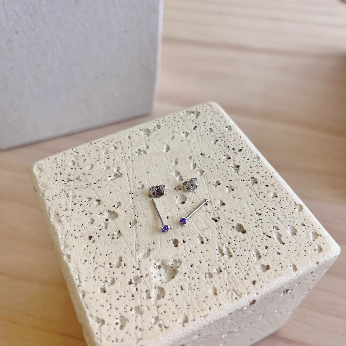 [Love's Uplift]Delicate Solitaire Earrings