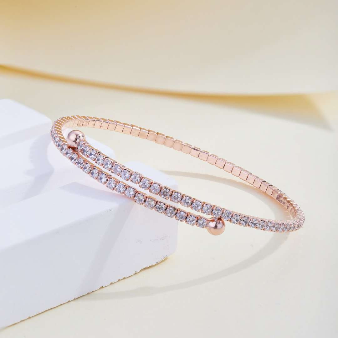 [Love's Uplift]Row of Diamonds Round Fashion Bracelet