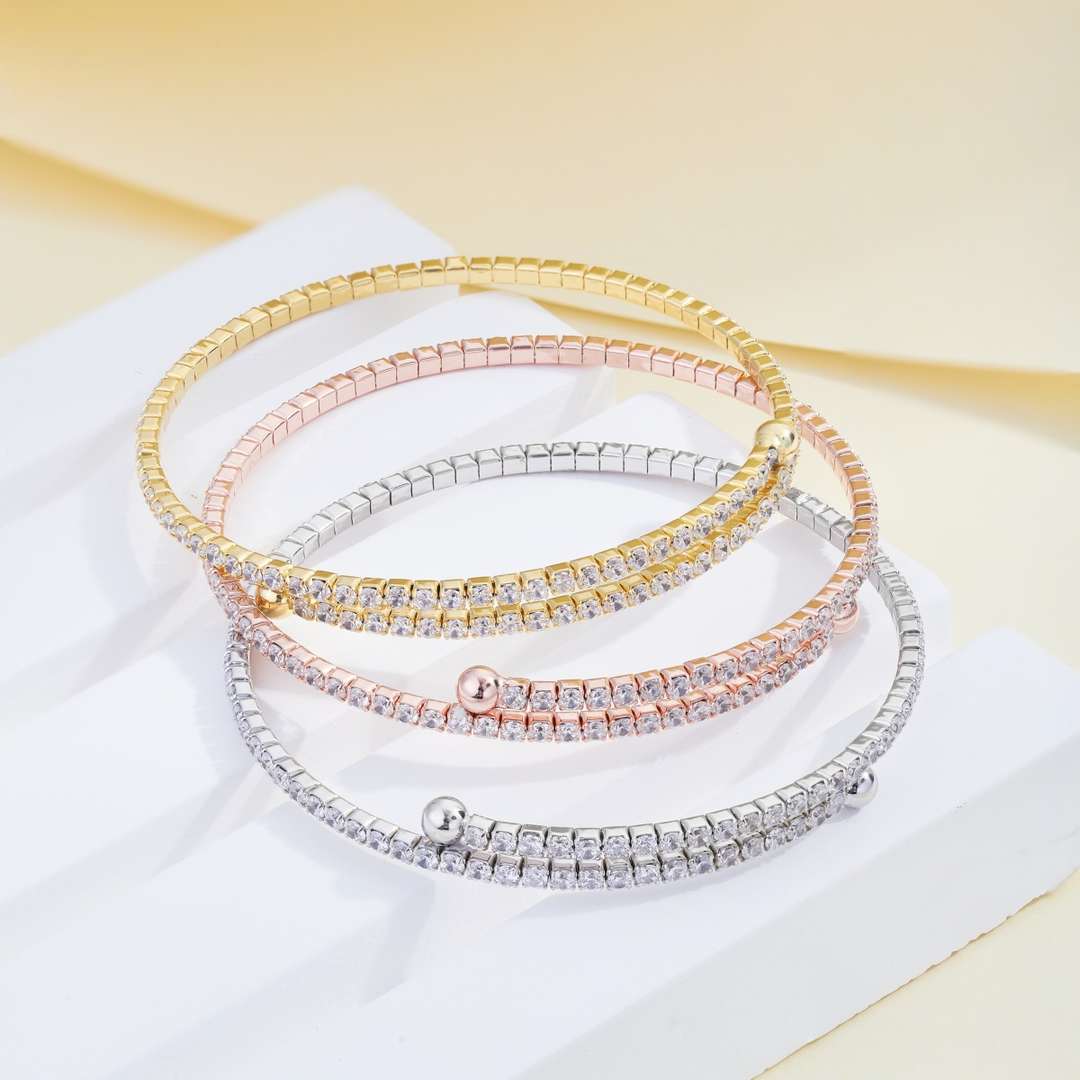 [Love's Uplift]Row of Diamonds Round Fashion Bracelet