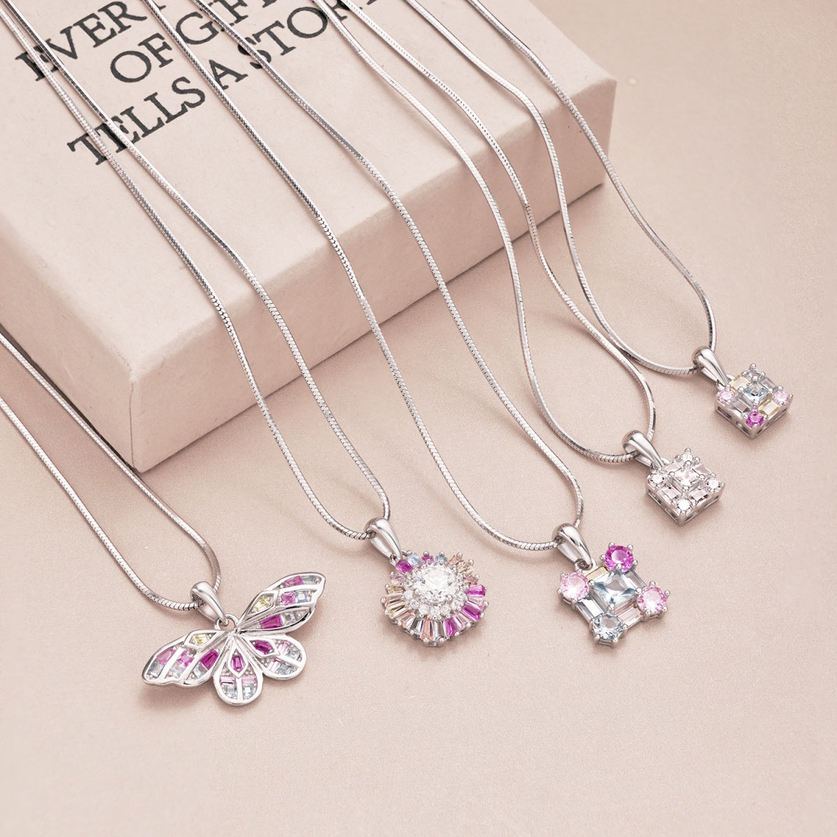 [Love's Uplift]Gorgeous Multi Colorful Necklace