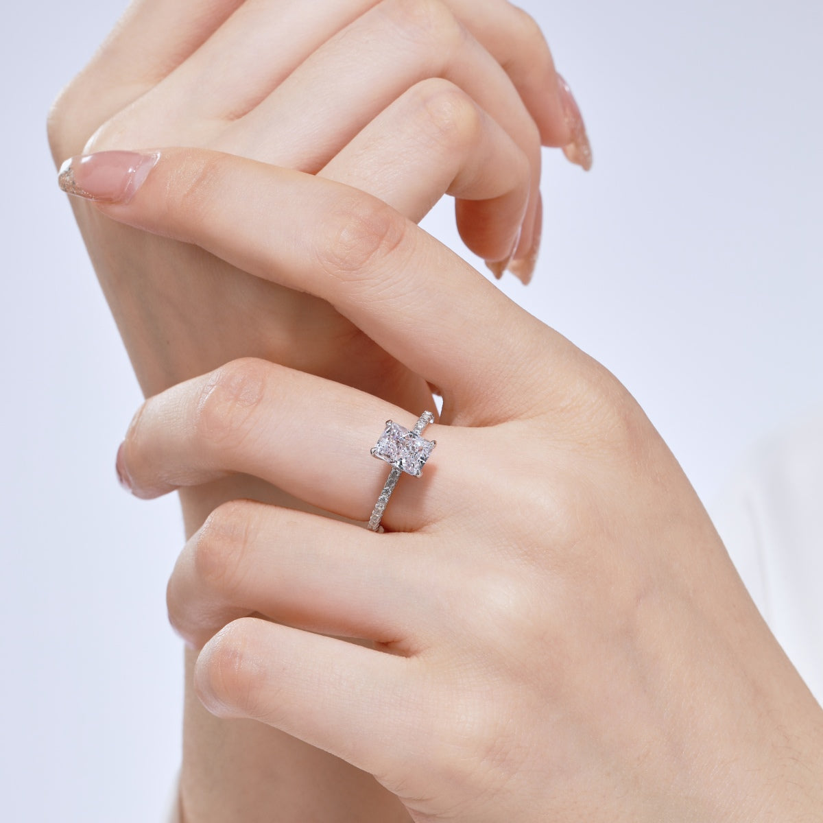 [Love's Uplift]2.0 Carat Dazzling Sparkling Radiant Cut Party Ring