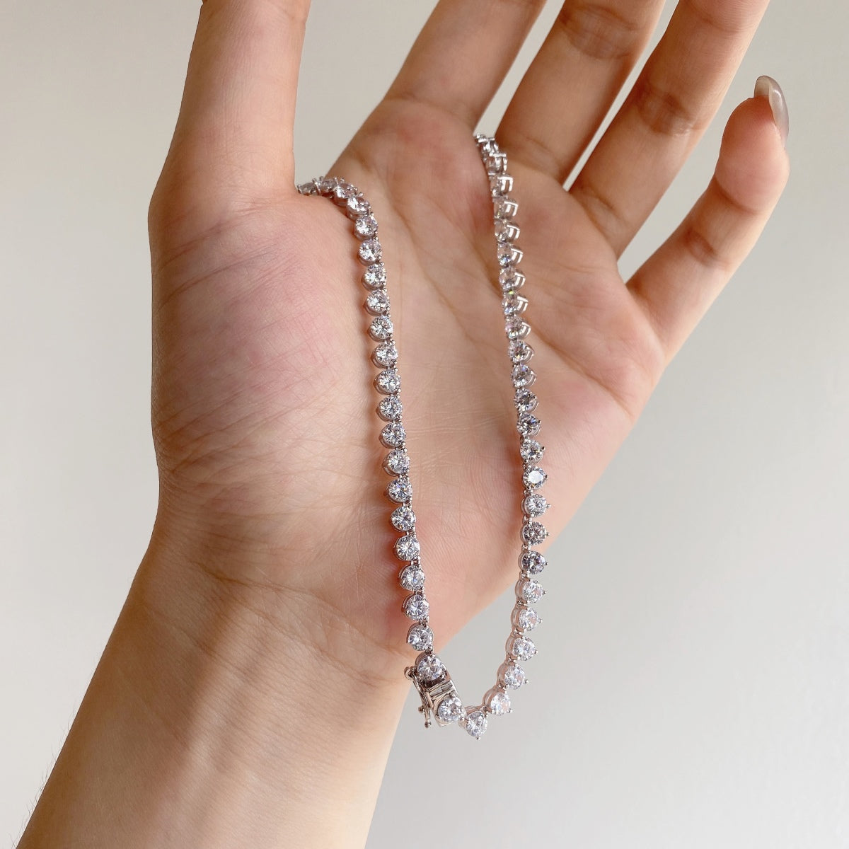 [Love's Uplift]Ornate Heart Cut Tennis Necklace