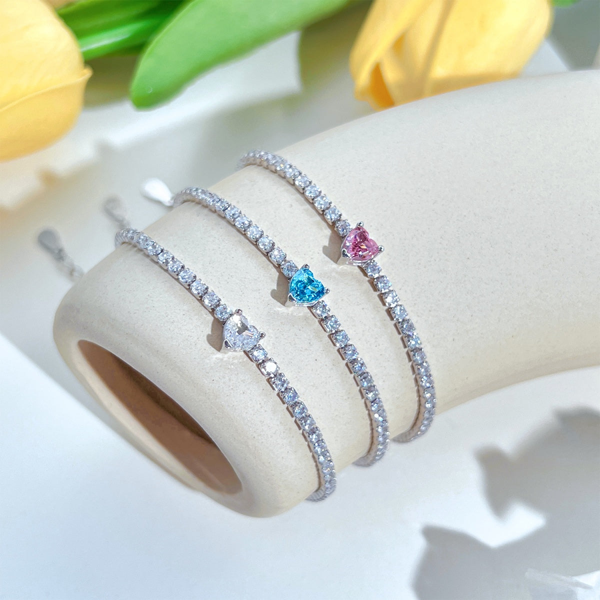 [Love's Uplift]0.5 Carat Elegant Romantic Heart Shape Lover Bracelet