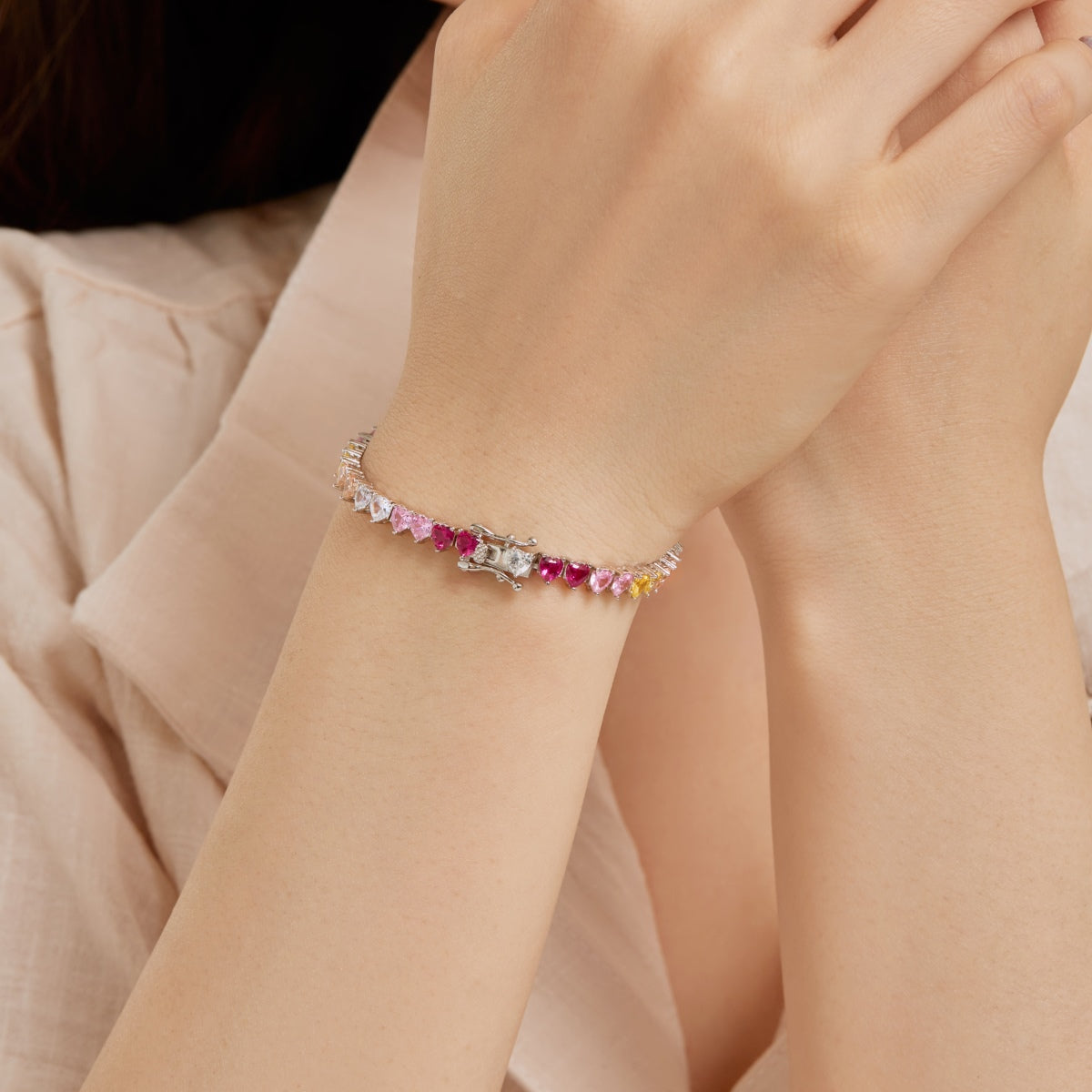 [Love's Uplift]Luxurious Colorful Romantic Heart Shape Lover Bracelet