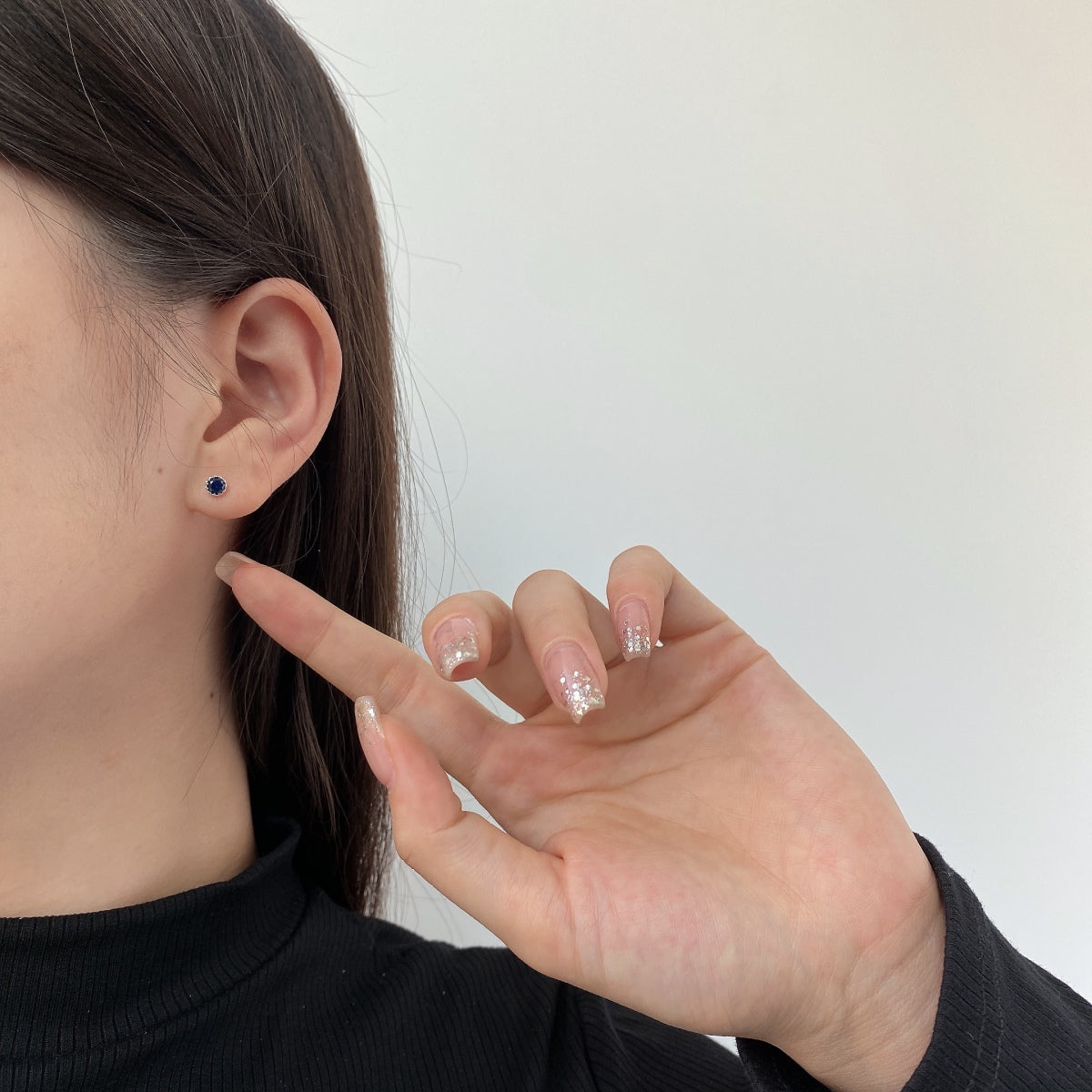 [Love's Uplift]Sparkling Colorful Round Shape Earrings