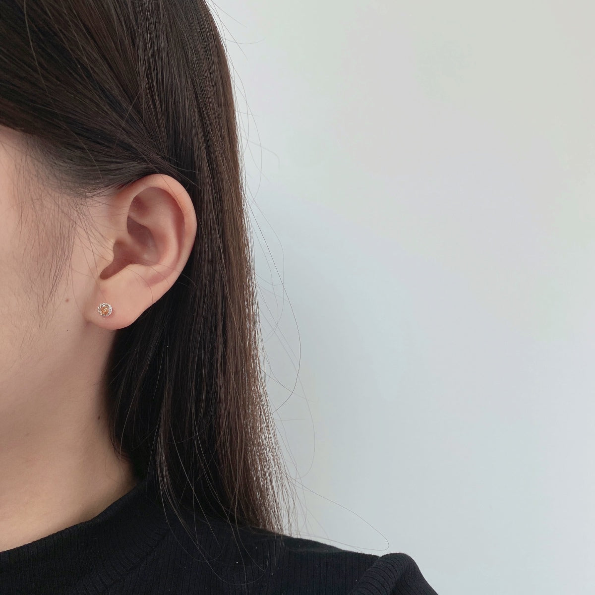 [Love's Uplift]Sparkling Colorful Round Shape Earrings