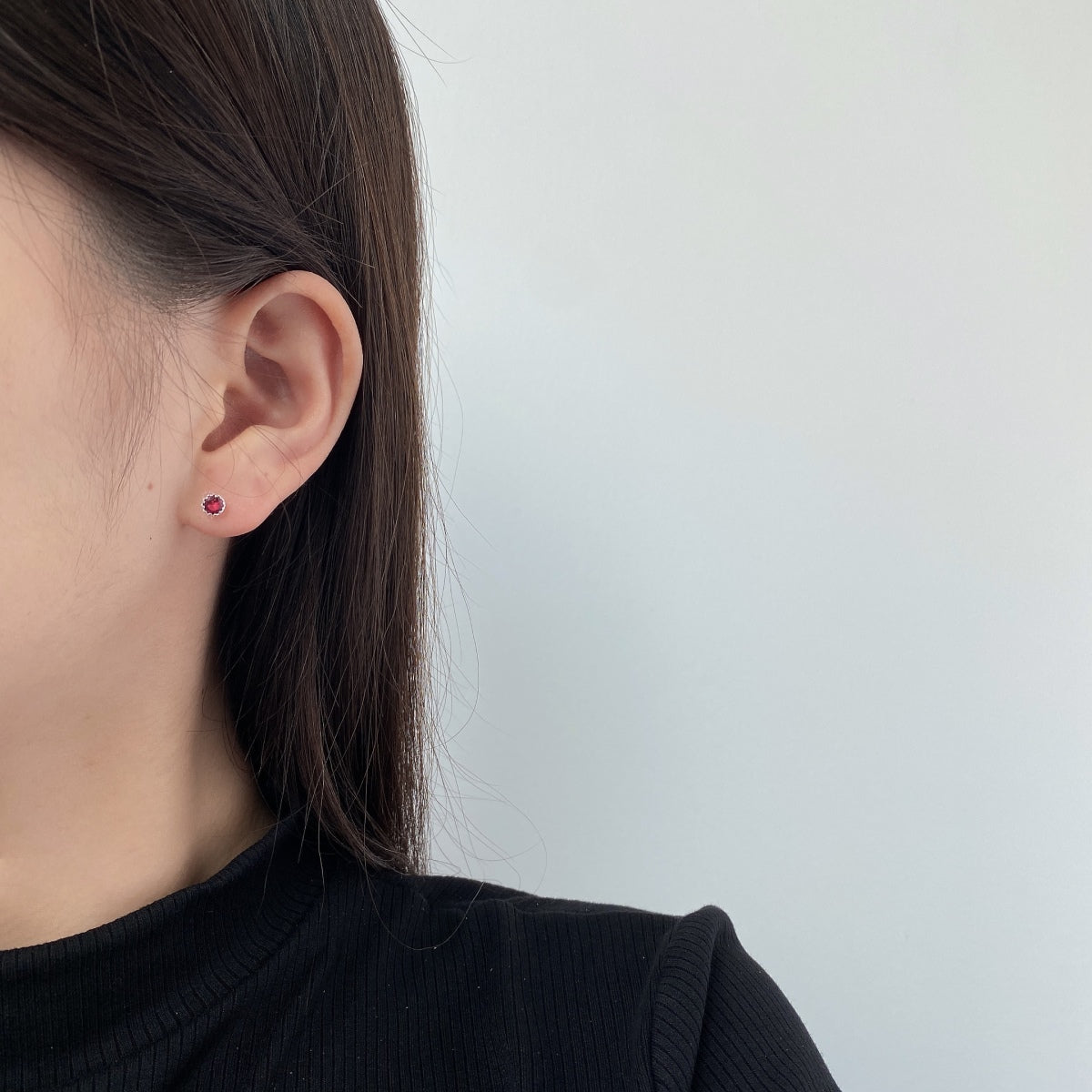 [Love's Uplift]Sparkling Colorful Round Shape Earrings