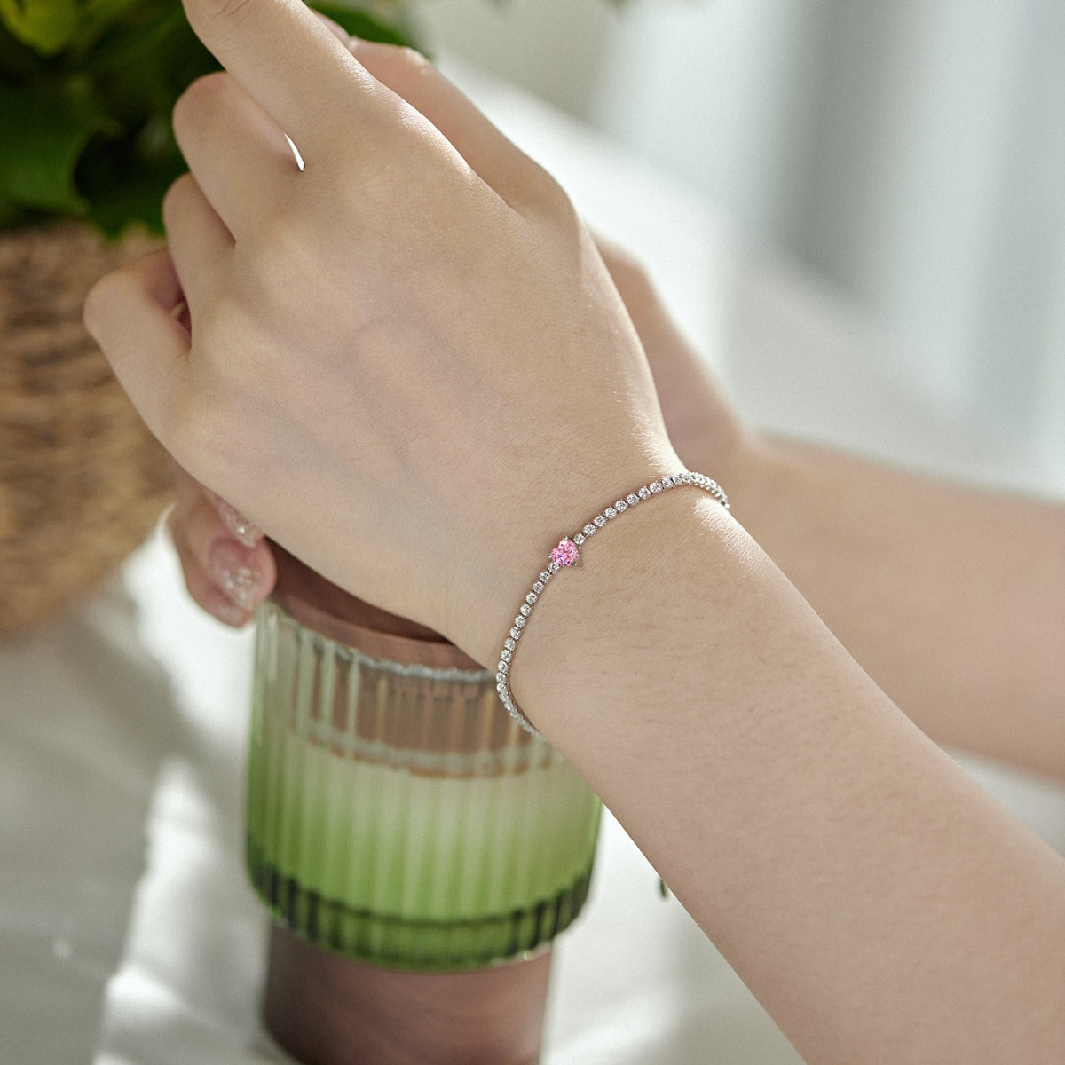 [Love's Uplift]0.5 Carat Elegant Romantic Heart Shape Lover Bracelet
