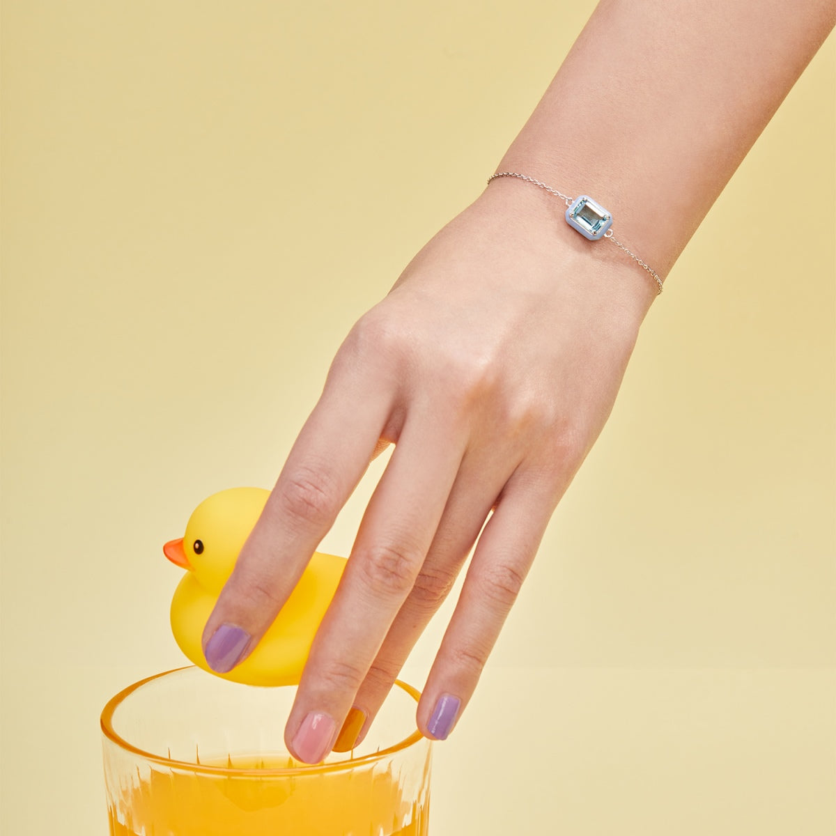 [Love's Uplift]2.0 Carat Sparkling Colorful Emerald Cut Daily Bracelet