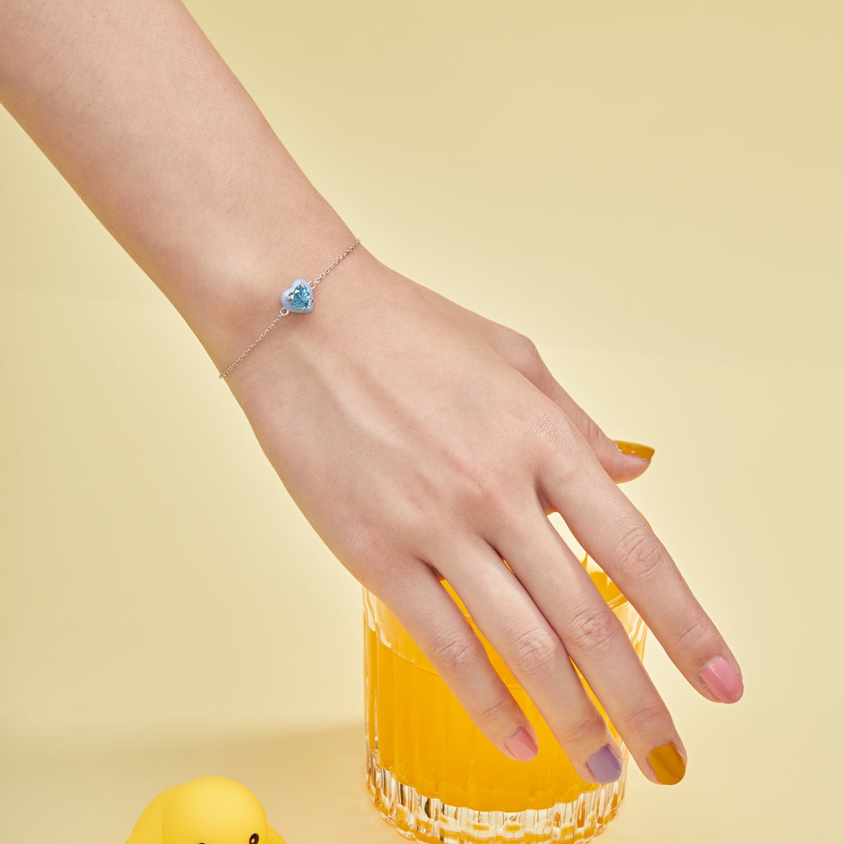 [Love's Uplift]Sparkling Romantic Heart Shape Lover Bracelet