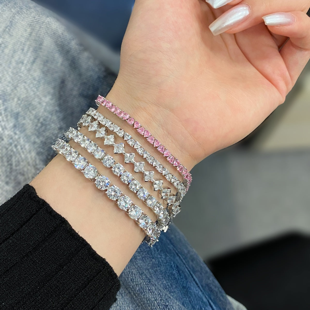 [Love's Uplift]0.5 Carat Ornate Princess Cut Daily Bracelet