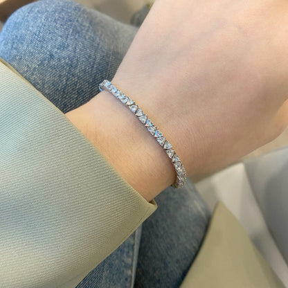 [Love's Uplift]Dazzling Romantic Heart Shape Lover Bracelet