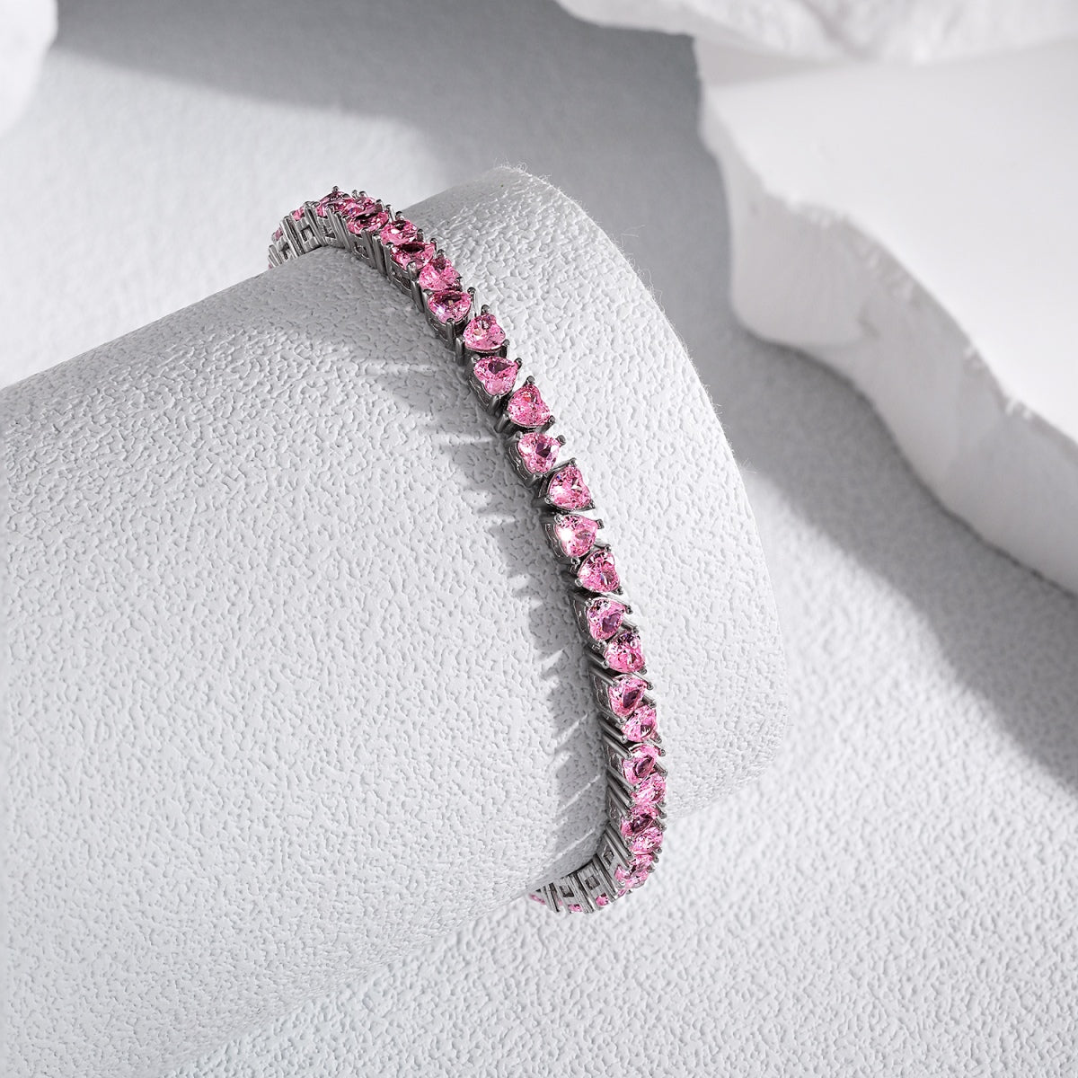 [Love's Uplift]Dazzling Romantic Heart Shape Lover Bracelet