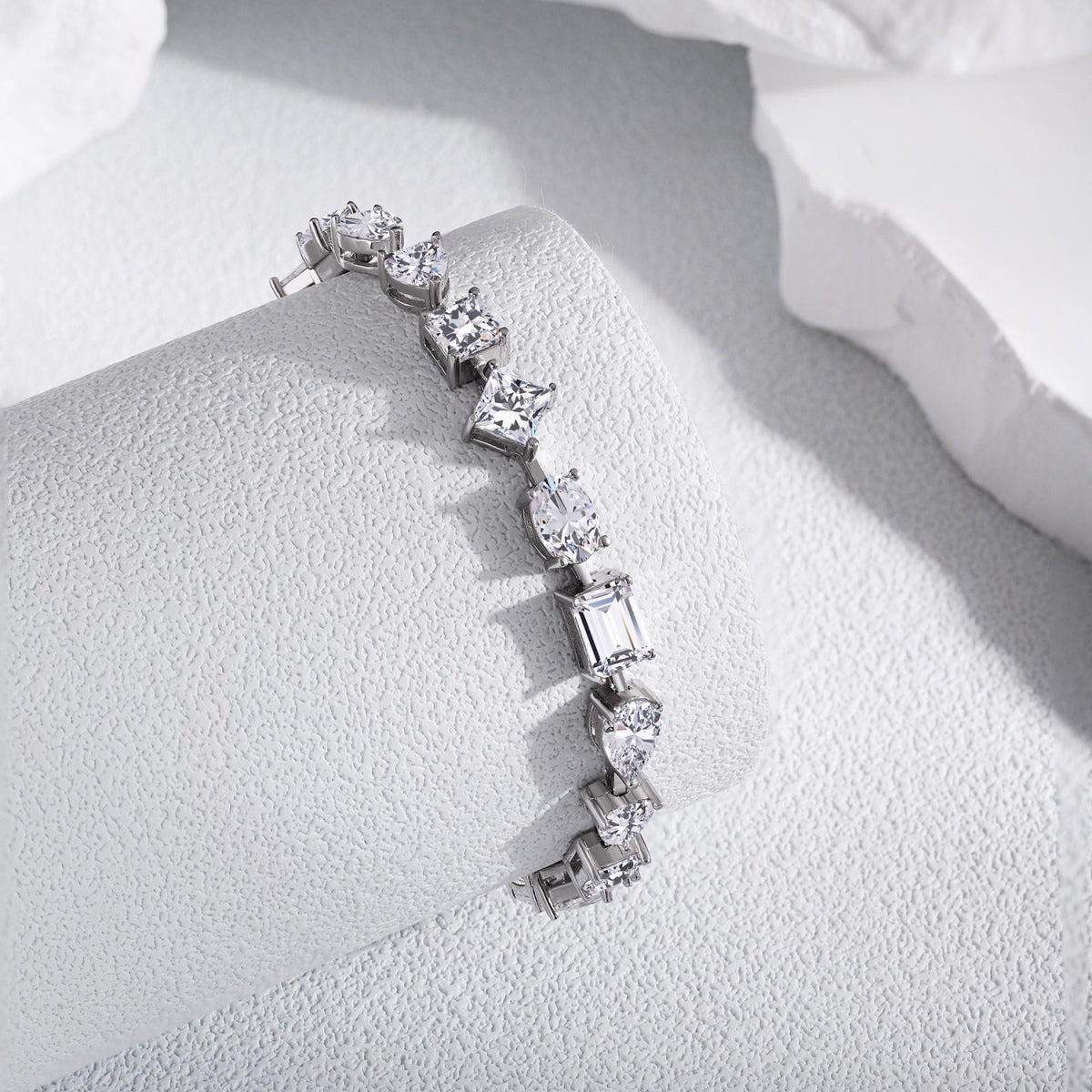 [Love's Uplift]Unique Exquisite Multi Cut Daily Bracelet