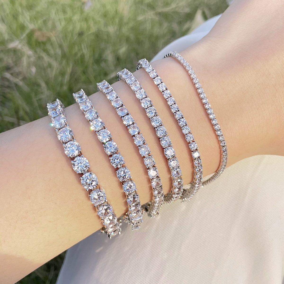 [Love's Uplift]0.75 Carat Dazzling Round Cut Wedding Bracelet