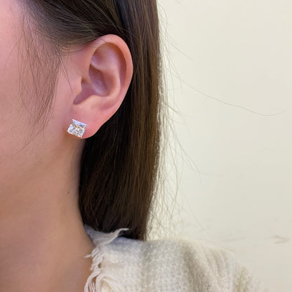 [Love's Uplift]Ornate Square Shape Earrings