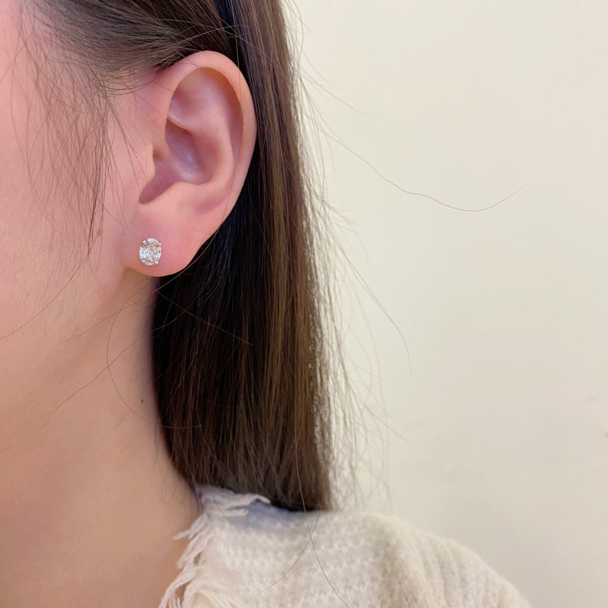 [Love's Uplift]Oval Classic Dignified Elegant Earrings