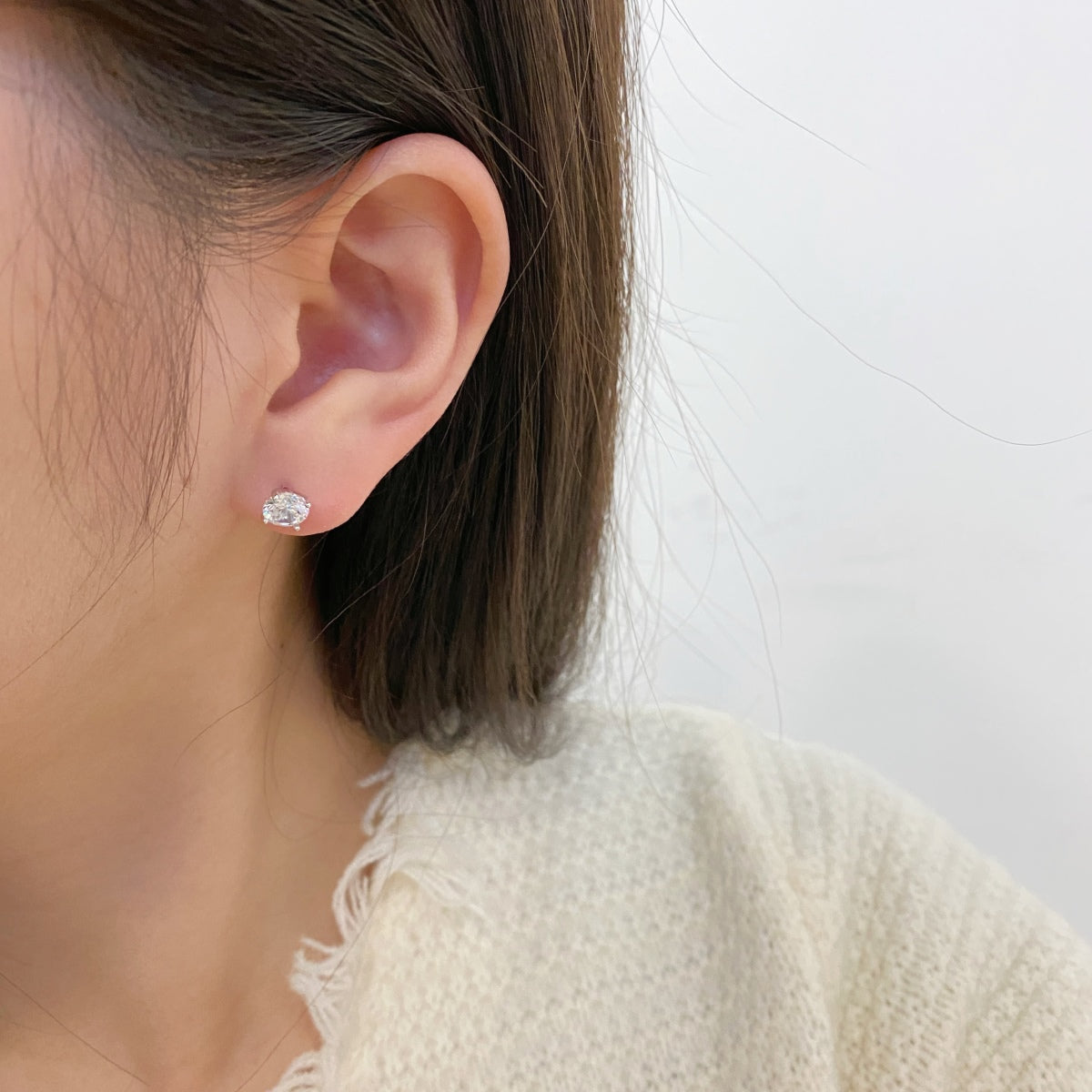 [Love's Uplift]Unique Round Shape Earrings