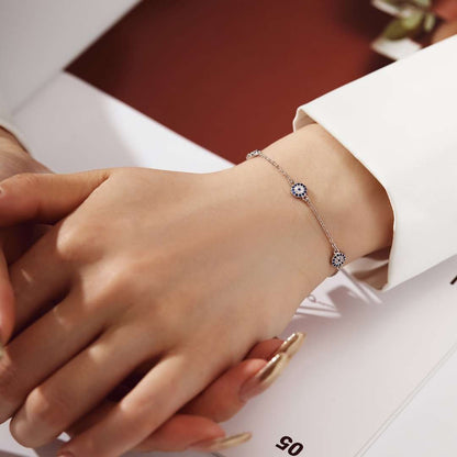 [Love's Uplift]Delicate Round Shape Pendent Necklace
