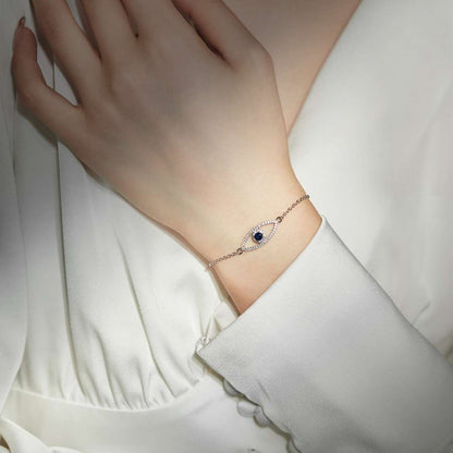 [Love's Uplift]Devil's Eye Hollow Design Bracelet