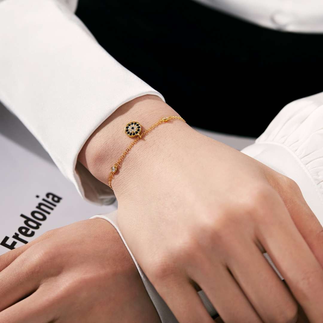 [Love's Uplift]Devil's Eye Round Shape Bracelet