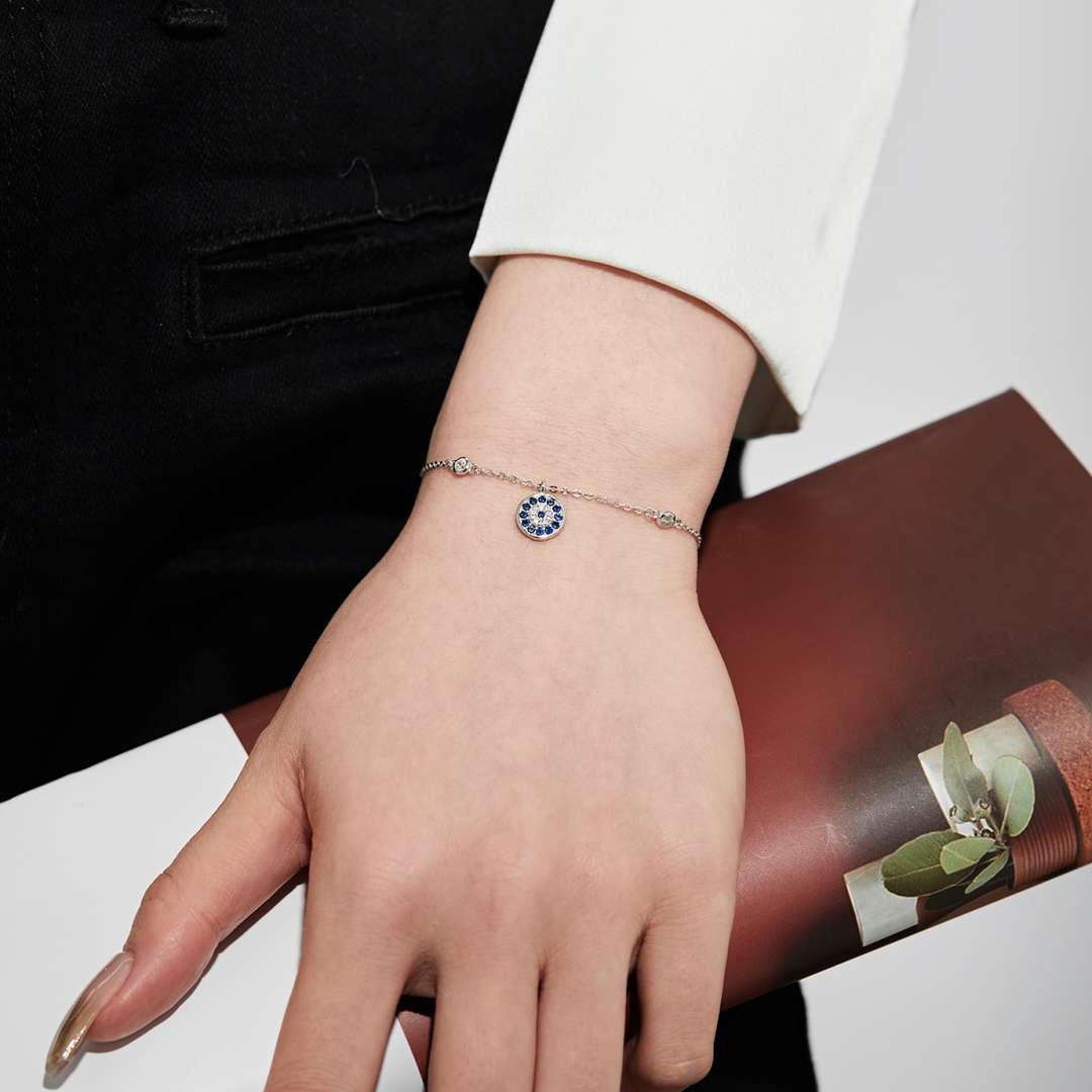 [Love's Uplift]Devil's Eye Round Shape Bracelet
