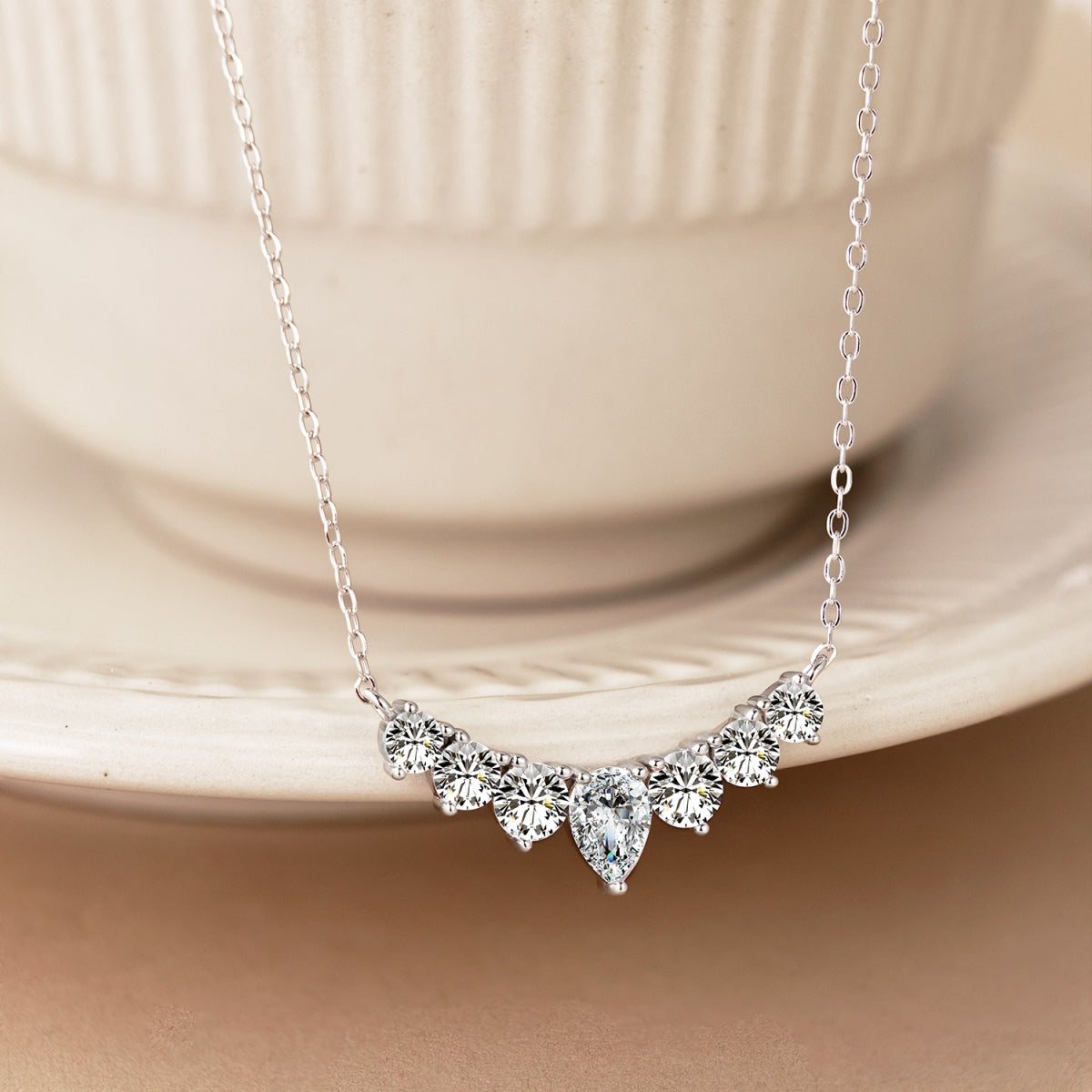 [Love's Uplift]Dainty Colorful Heart Necklace