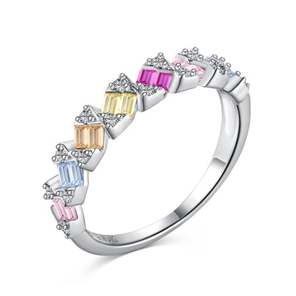 [Love's Uplift]Delicate Vibrant Emerald Cut Daily Ring