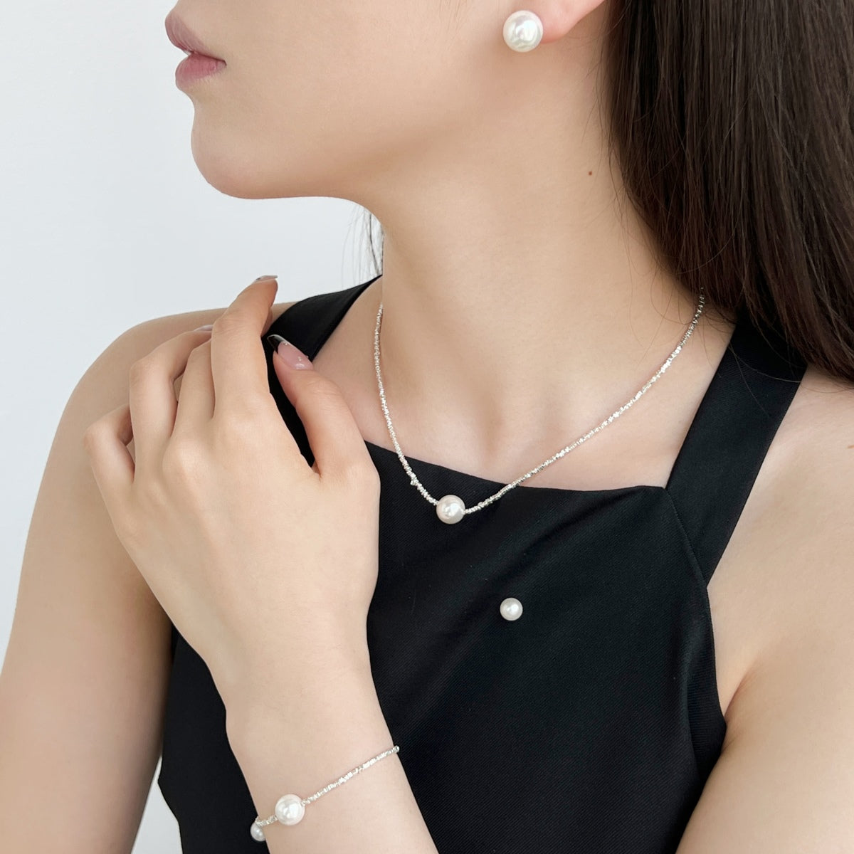 [Love's Uplift]Delicate Pearl Earrings