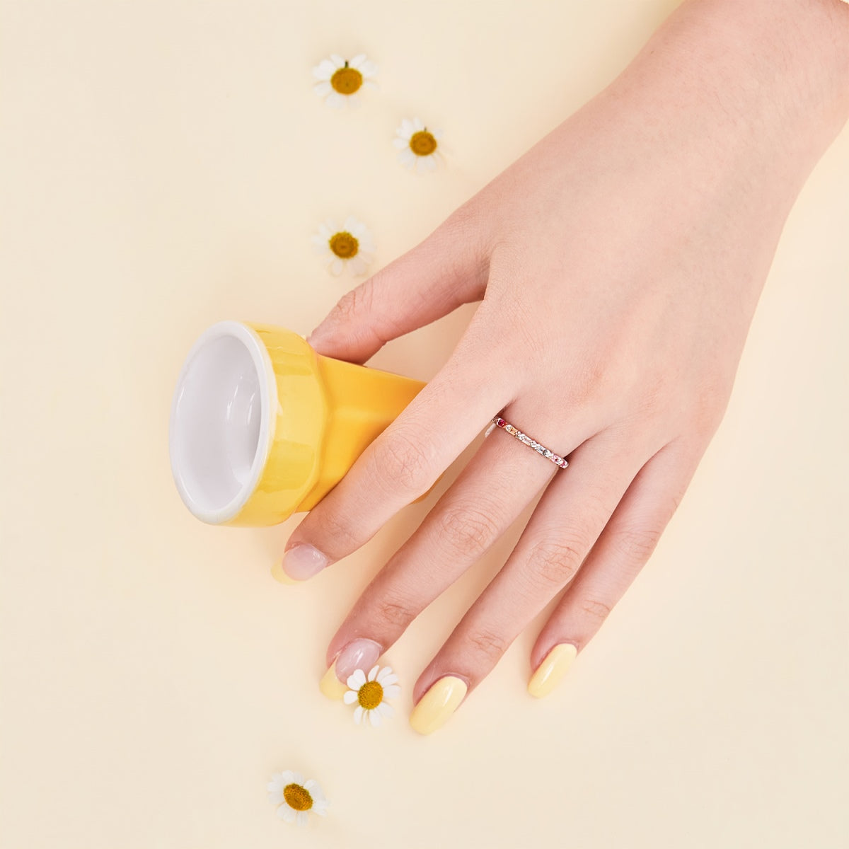 [Love's Uplift]Charming Colorful Round Cut Daily Ring