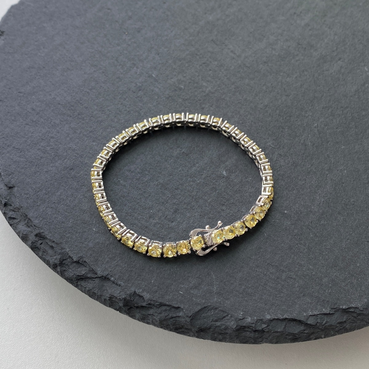 [Love's Uplift]Ornate Dazzling Round Cut Tennis Bracelet
