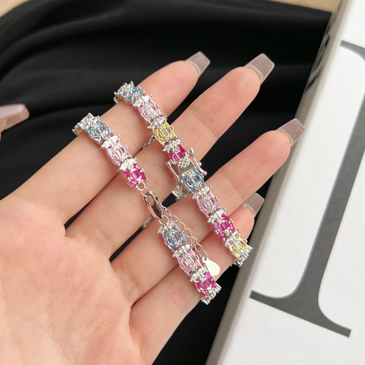 [Love's Uplift]Delicate Colorful Multi Cut Party Bracelet