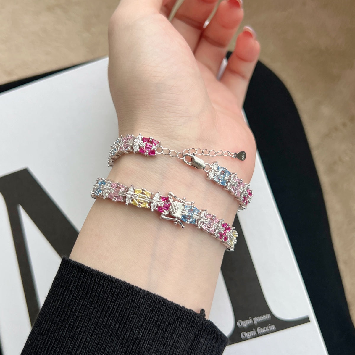 [Love's Uplift]Delicate Colorful Multi Cut Party Bracelet