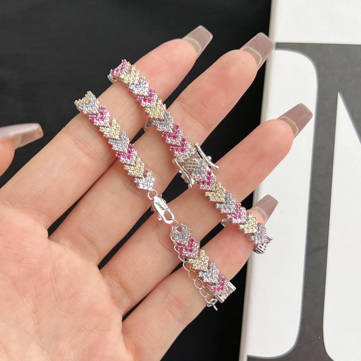 [Love's Uplift]Ornate Sparkling Round Cut Party Bracelet