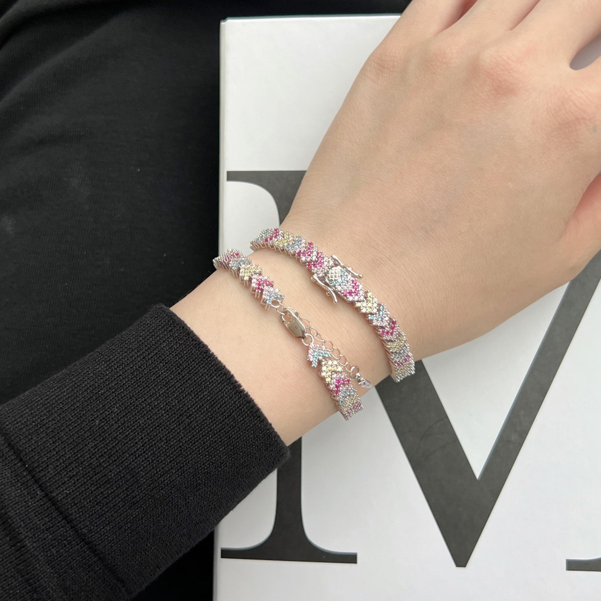 [Love's Uplift]Ornate Sparkling Round Cut Party Bracelet