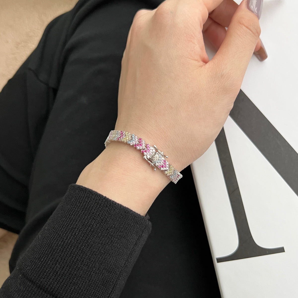 [Love's Uplift]Ornate Sparkling Round Cut Party Bracelet