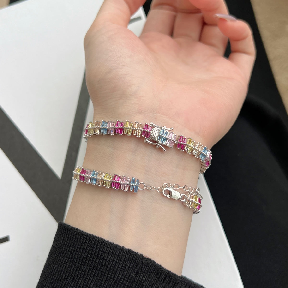 [Love's Uplift]Sparkling Exquisite Multi Cut Party Bracelet