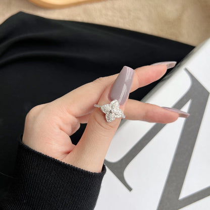[Love's Uplift]Luxurious Colorful Flower Shape Banquet Ring